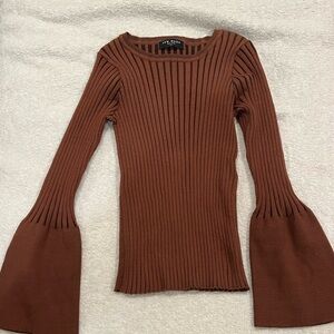 Few moda brown ribbed sweater with bell sleeves
